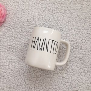 🦄 Rae Dunn HAUNTED Mug
